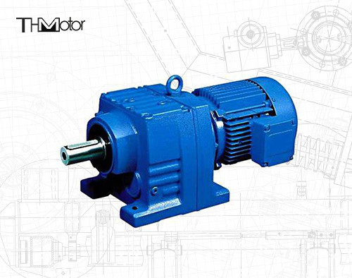 Voltaj DC Motoru IP54/IP55 Koruma Seviyesi 4/6 Kutuplar 1000-12000kw Çürük Çubuk/Düzenli Çubuk